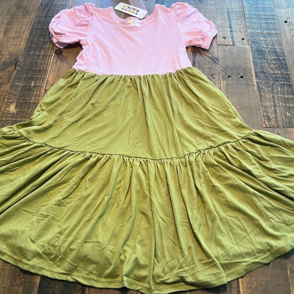 Dot Dot Smile size 5/6 or 8/10 girls Tier dress New